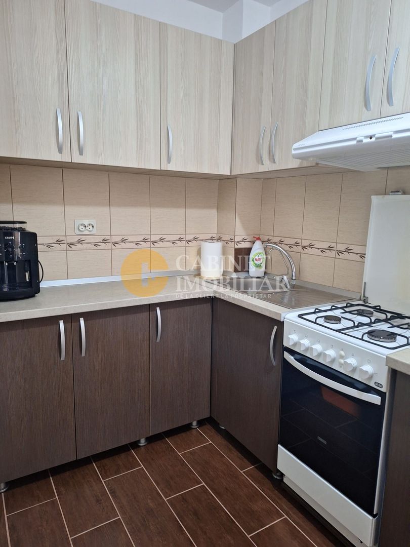 2 Camere Decomandat -Etaj  - Bloc 2016 - Cug - Poză 3