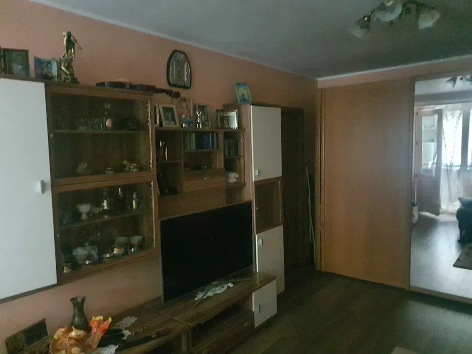 Apartament 3 camere, Tiglina 3 - Poză 2