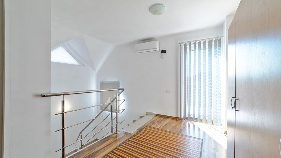 Casă cu teren de 507mp,  în Micălaca - Poză 5