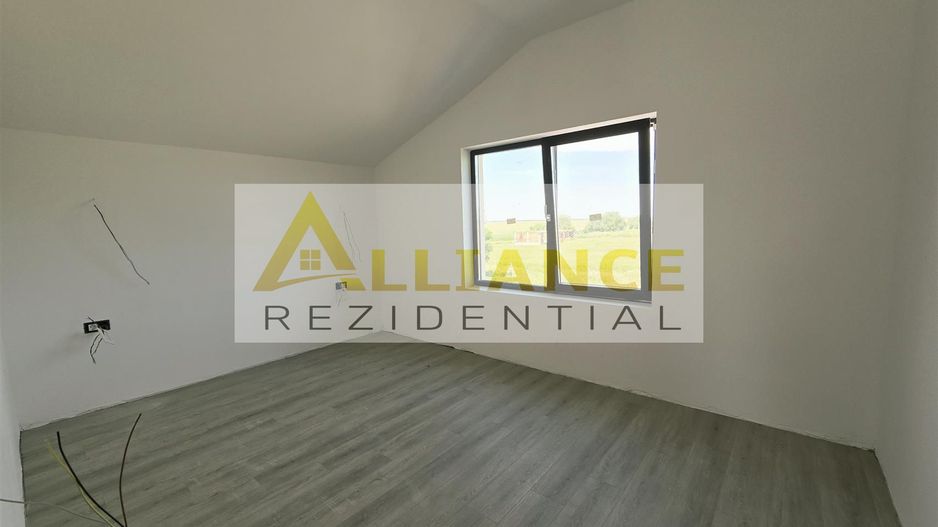 Vila str Miorita-4 camere-3 bai-2 dressinguri-beci - Poză 4