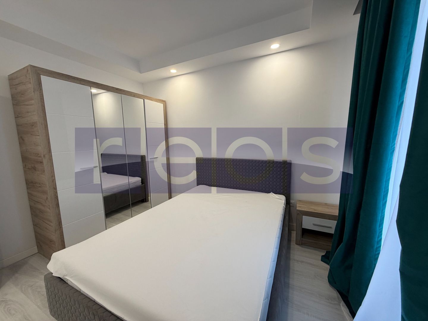 VILA 3 CAMERE CU GRADINA | VEDERE LAC SI PISCINA | COSMOPOLIS | 2 LOCURI PARCARE - Poză 6