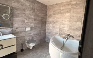 VILĂ MODERNĂ CU 4 CAMERE, CRAMĂ, SI FOIȘOR  | TUNARI – SQUARE HOUSE 2 - Poză 18