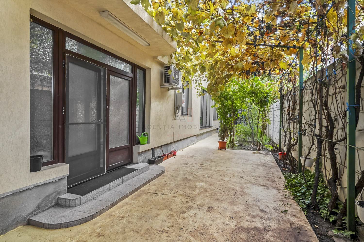 Vila Spatarul Mihai | Comision 0 | An 2012 | 1700 EURO MP - Poză 7