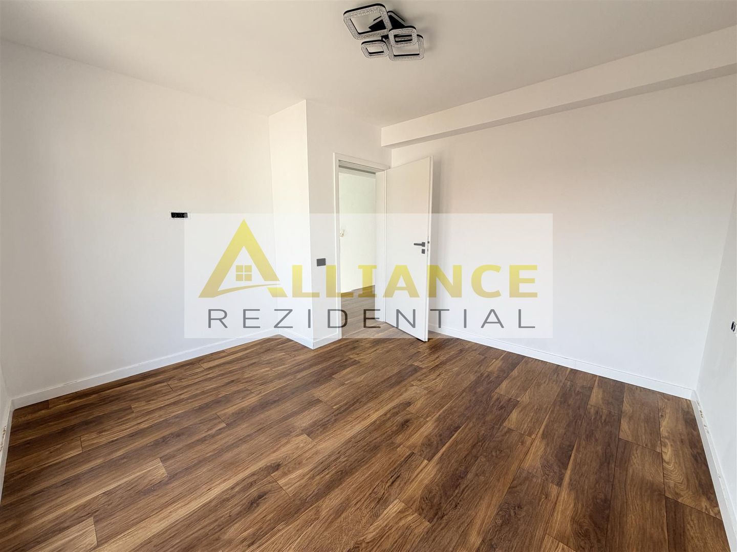 vila individuala || 4  camere || - Poză 8