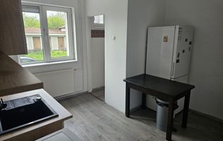 Cazare muncitori Ungheni 2 si 3 camere multiple unitati