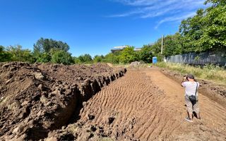 Teren 6000 mp pozitie deosebita lacul Baneasa adancime 140 m - Poză 11
