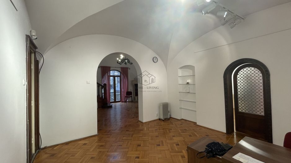 VILA SUPERBA LA INCHIRIERE PRETABILA CA SPATIU DE BIROU SAU REZIDENTA - Poză 14