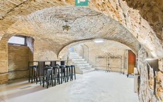 Eleganță subterană - pivniță exclusivistă Arad - Poză 20