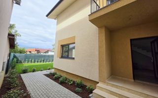 1/2 Duplex finisat la cheie, 4 camere, 317 mp teren, zona Centru - Poză 1