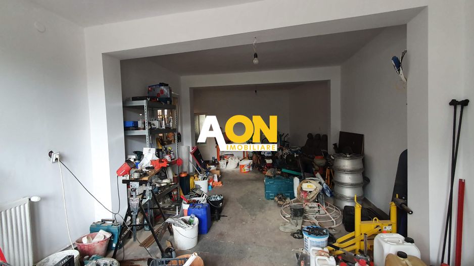 Casa cu 7 camere, 2 spatii comerciale, pretabila pt. birouri, Centru - Poză 20