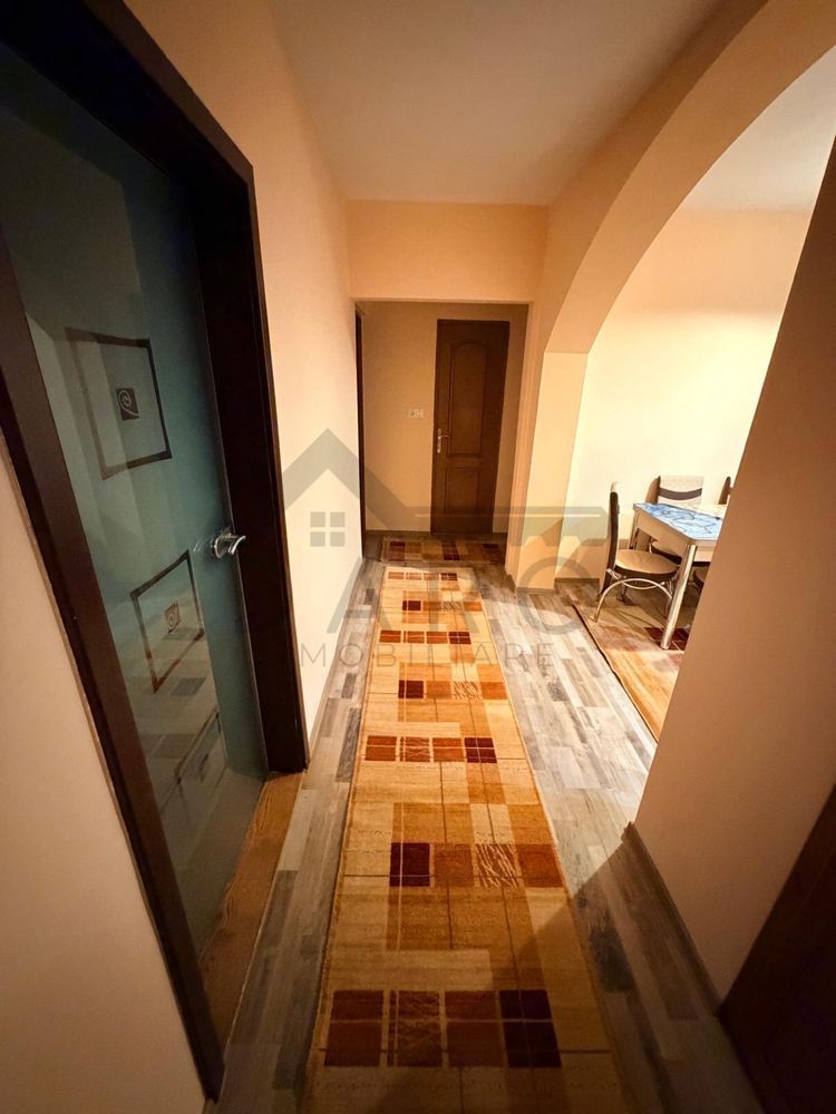 Apartament de inchiriat 3 camere, 2 bai. -situat pe strada Livezeni - Poză 7