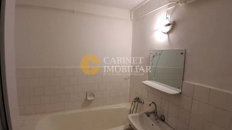 2 Camere - Decomandat - la bulevard LIBER! - Poză 5