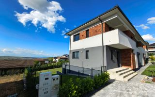 Casa de inchiriat, ansamblu privat, Dezmir - Poză 2