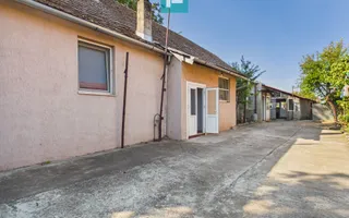Casă 130 mp și teren de 864 mp - Cărpiniș - Poză 16