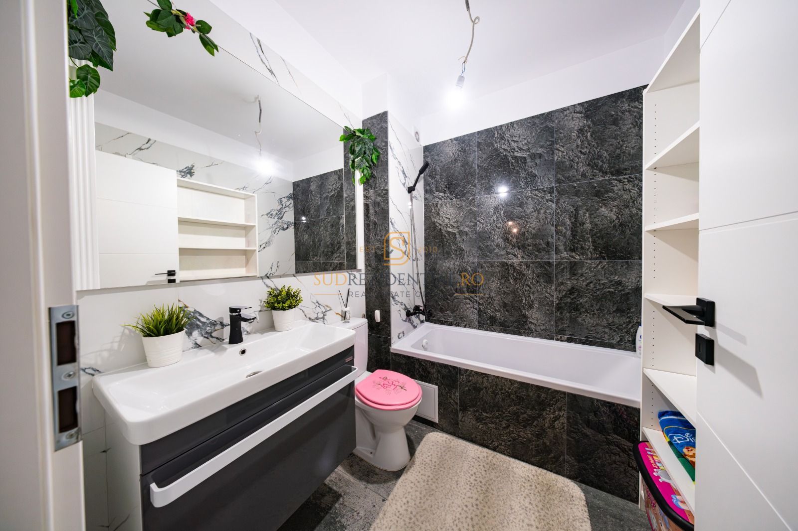 Apartament 4 camere, 6/8, 2 locuri de parcare, The Grand Kristal - Poză 10