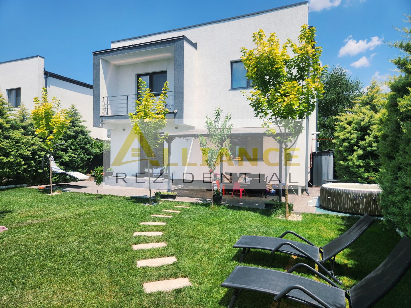 Mobilata si utilata-Panouri solare-4 camere-curte amenajată - Poză 17
