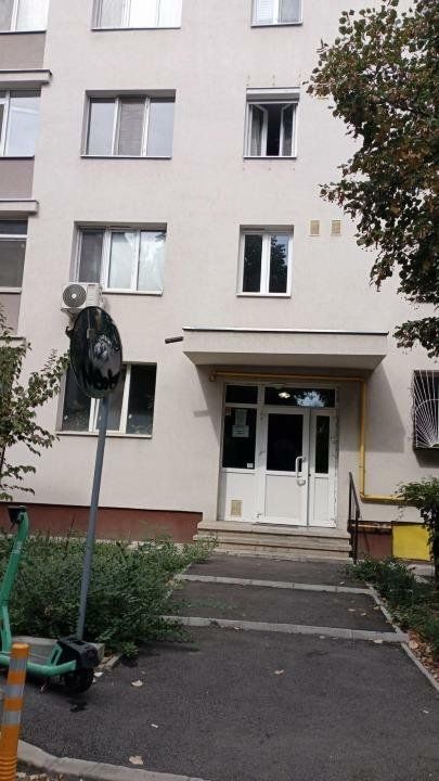 Oferta de ap. 3 camere decomandat la 1.450 EUR/m2 - Poză 1