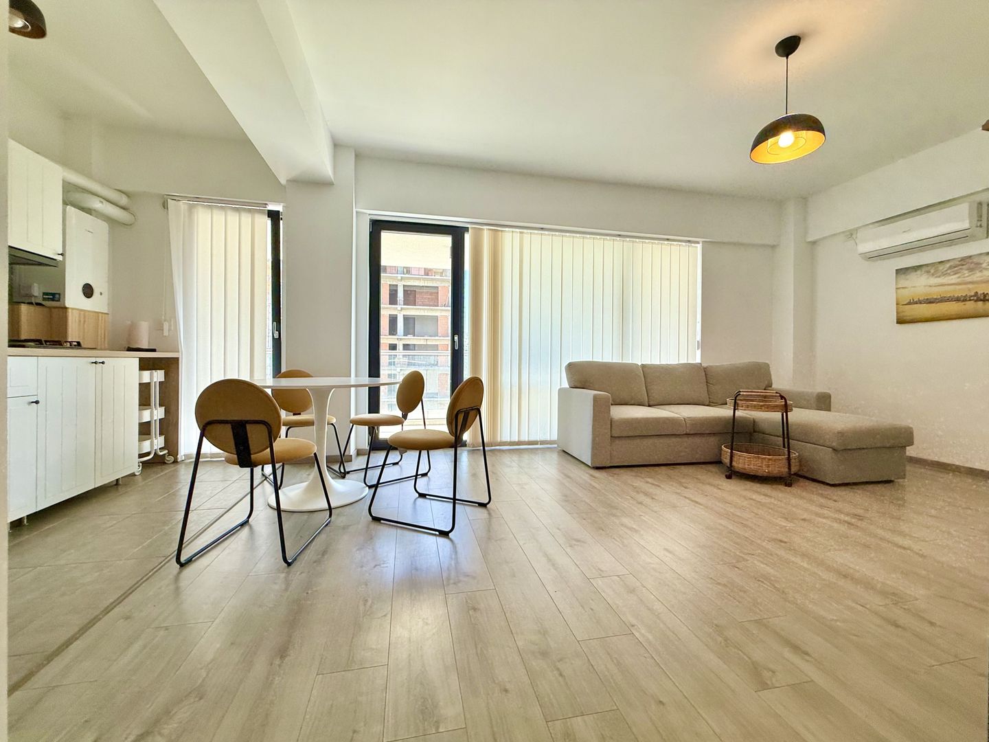 Acasă în stil modern – 2 camere cu terasă spațioasă, in zona Lipovei - Poză 3