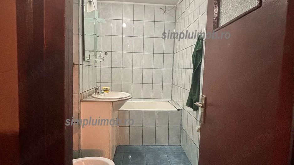 Apartament 3 camere - Bulevardul  Alexandru Obregia - Poză 9