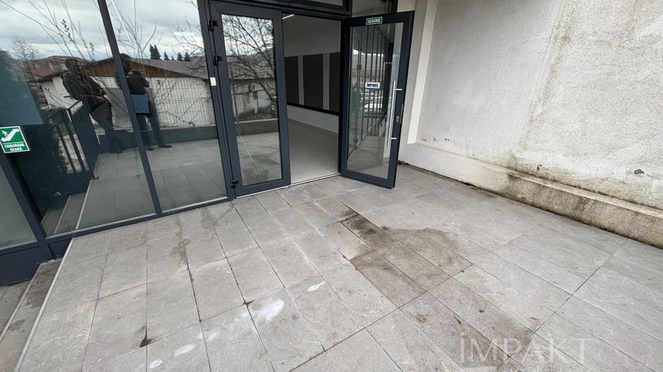 De vânzare spațiu comercial, show-room - Florești - Poză 10