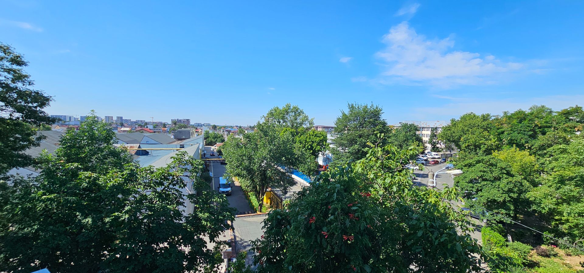 Apartament de 4 camere decomandate - Aleea Costinesti - Poză 19