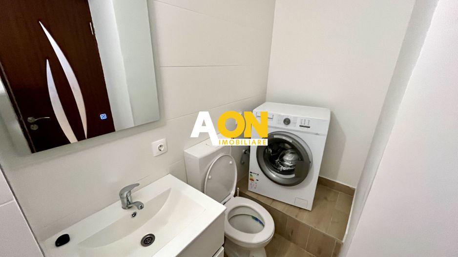 Apartament cu 2 Camere, Etaj Intermediar, Zonă Ultracentrală - Poză 10