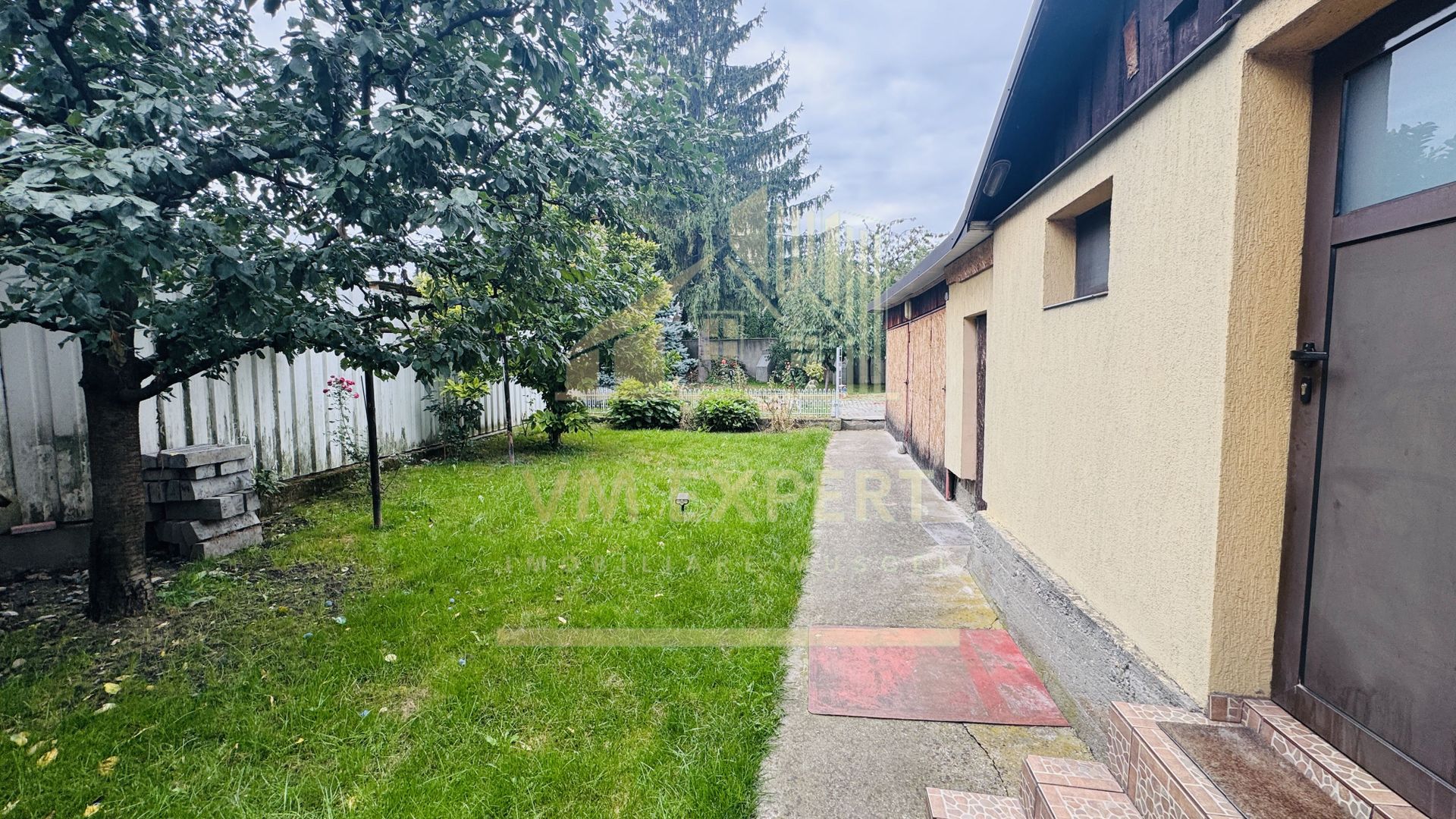 CASĂ 3 CAMERE TEREN 512 MP CAMPULUNG - Poză 13