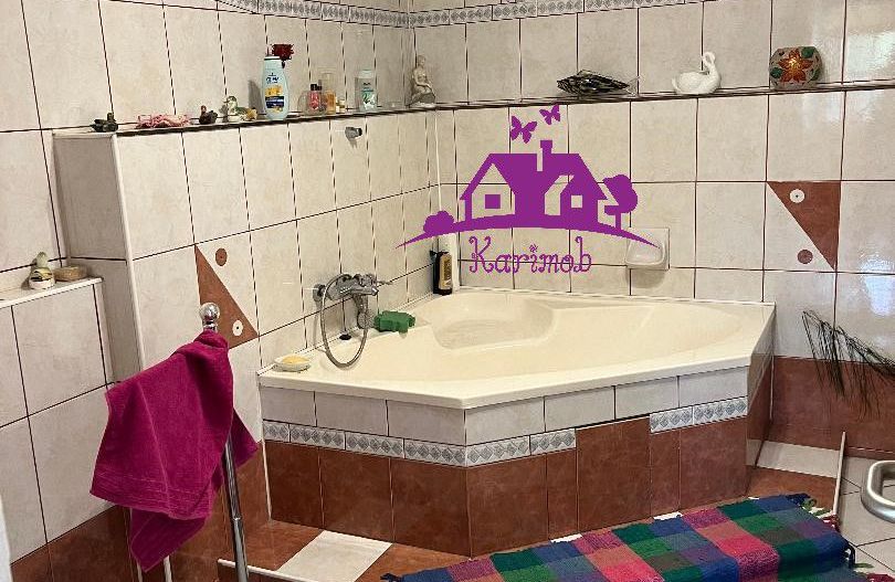 Casa zona Spitalul Judeten - Poză 8