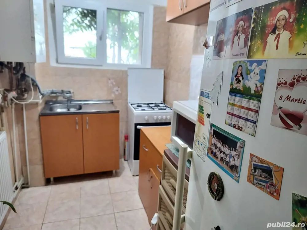 De vanzare apartament 2 camere renovat, zona Salaj - Poză 4