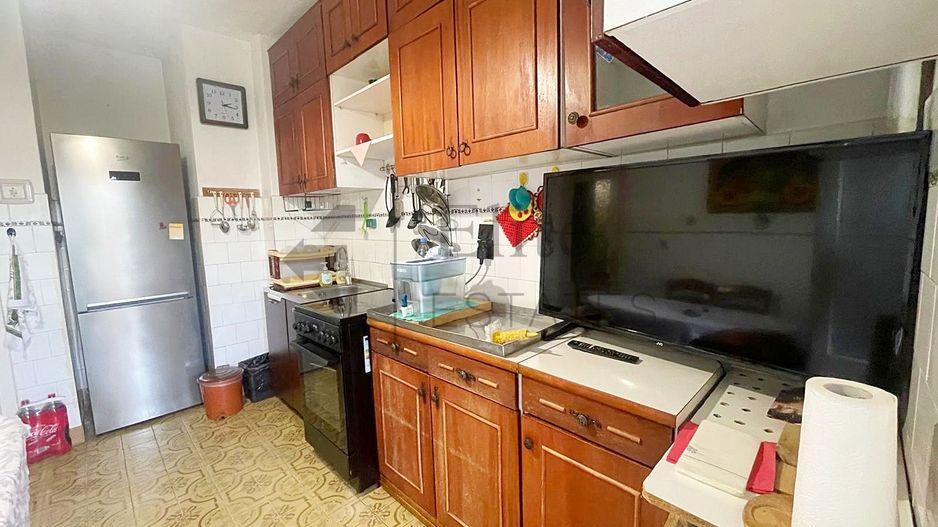 Apartament de închiriat cu 3 camere, Ultracentral in Oradea - Poză 2