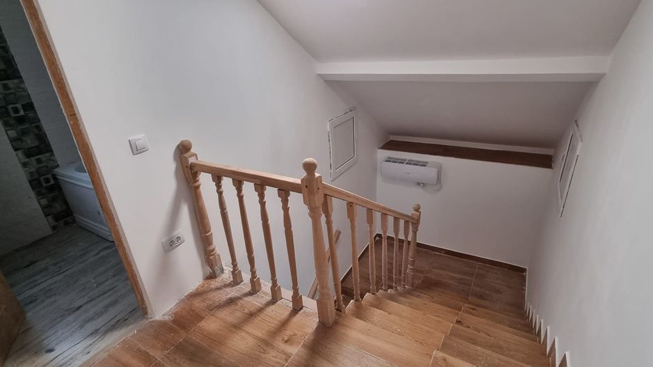 De inchiriat, vila noua - Bariera  Traian - Lacul Brates - Poză 14