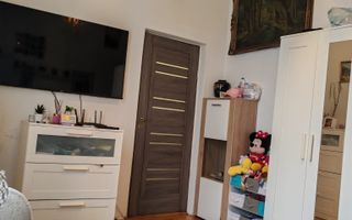 Apartament la casa cu gradina de 480 mp, Zona Semicentrala - Poză 3