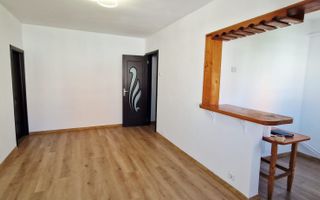 Aparament de vanzare in zona Craiovita - Poză 8