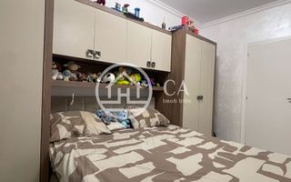 Apartament cu 3 camere de vanzare in Prima Universitatii, Oradea - Poză 8
