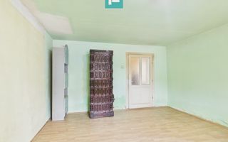 Casă complet modernizată, P+1 în Buteni, Arad - Poză 30