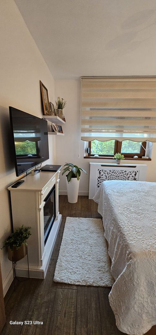 Apartament cu 3 camere, MOBILAT si UTILAT, zona CARTIER; - Poză 6