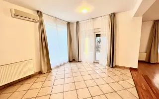 VILA CU 5 DORMITOARE LA INCHIRIERE IN COMPLEX REZIDENTIAL - Poză 12