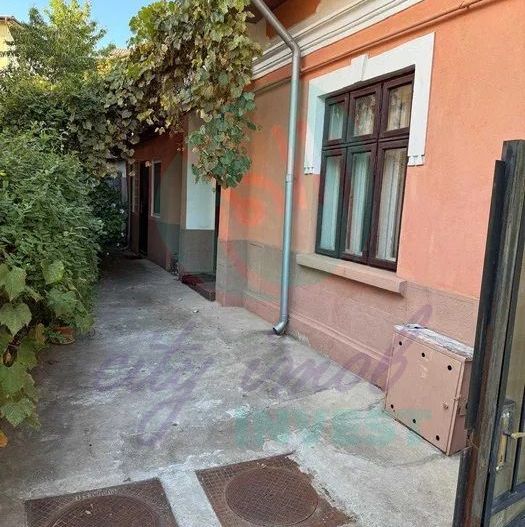 Casa singura in curte la 2 pasi de Calea Calarasilor - Poză 4