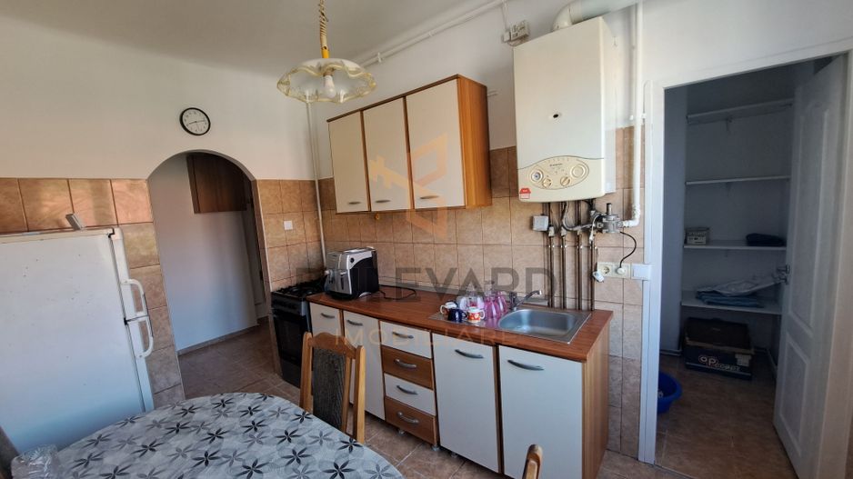 Apartament 2 camere, zona centrala, inceputul strazii Horea - Poză 14