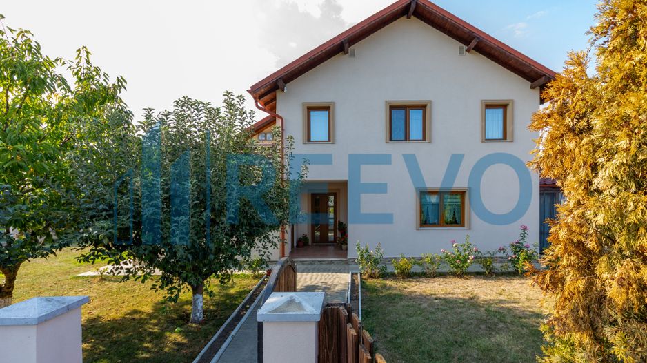Casă/Vilă cu 4 camere, Buhuși - Poză 8