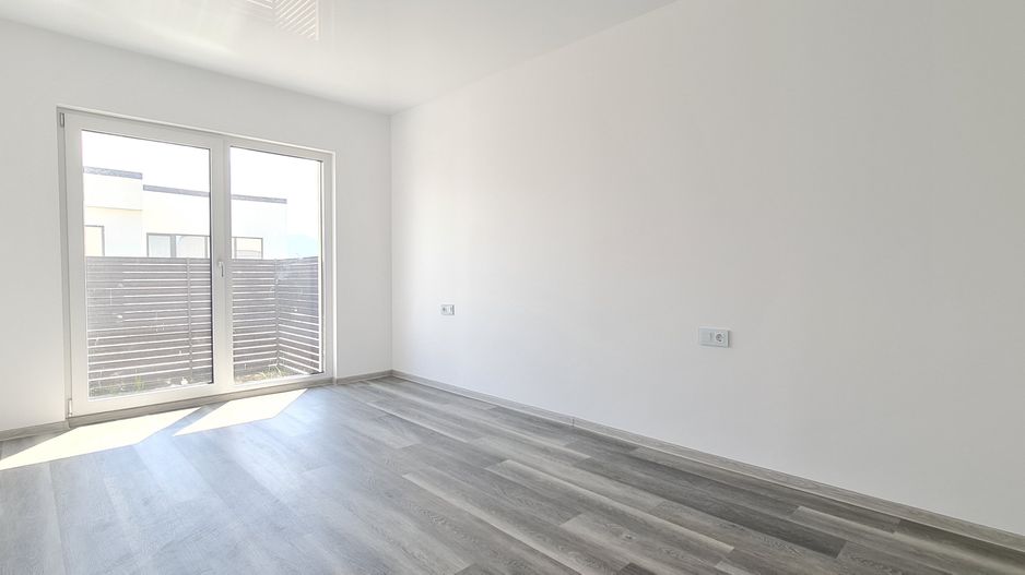 Casa 4 camere un nivel finalizata intabulata cartier Izvor Tarlungeni - Poză 8