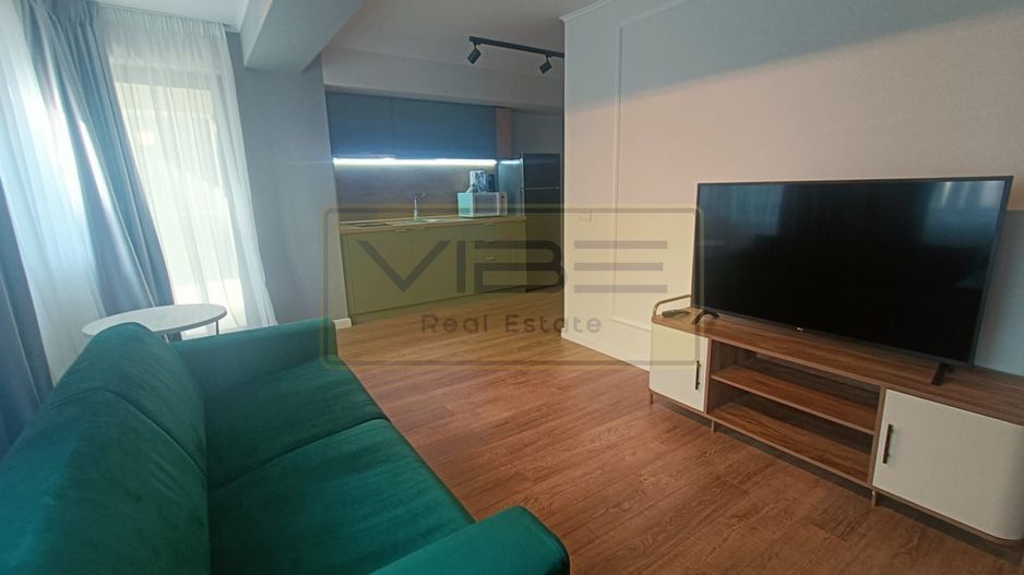 Apartament  Parcul Copou - VIEW SUPERB ! LUX- MODERN ! - Poză 3
