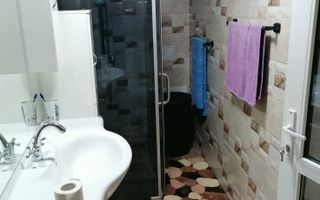 🏡 CASĂ RENOVATĂ | ZONA SEMICENTRALĂ REGHIN 🏡 - Poză 4