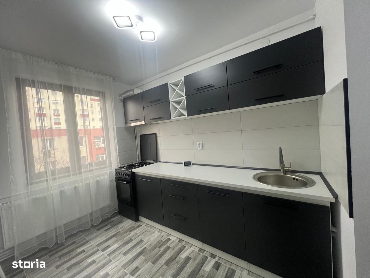 Apartament 3 camere de inchiriat - Poză 2