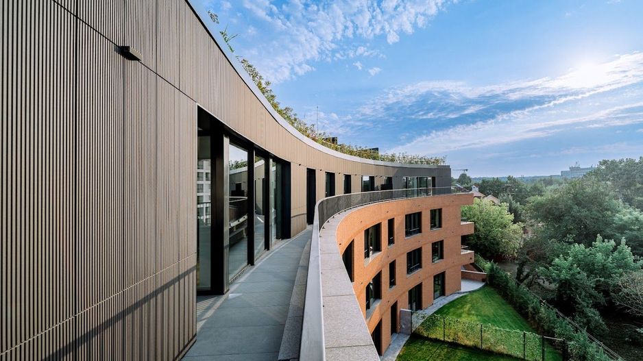 BrickVille Residence - Poză 1