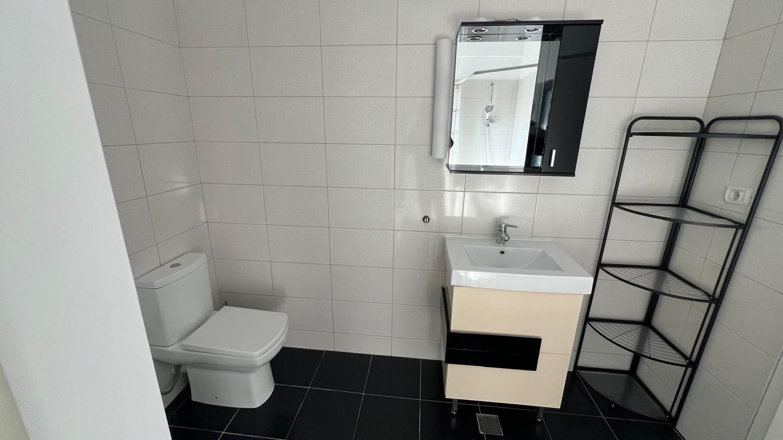 Vilă de închiriat | 4 dormitoare | Piscină | Erou Iancu Nicolae - Poză 11