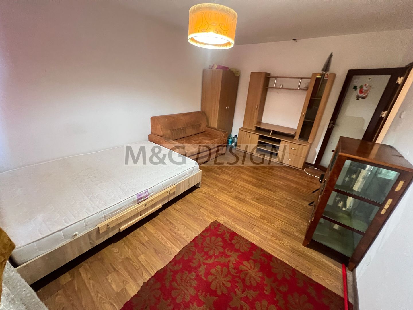 1 camera decomandat etaj 3 zona Buziasului - Poză 4