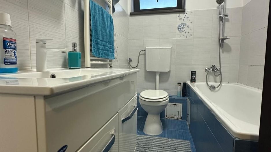 Casă individuală P+1E, construită în 2013–zonă liniștită, exclusiv de case - Poză 9