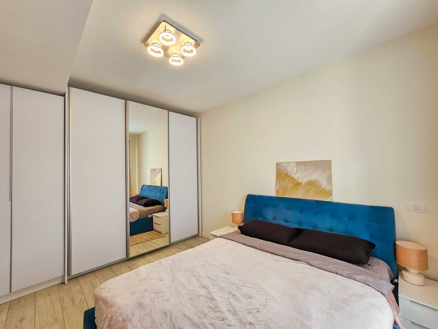 Proprietar, închiriez apartament 3 camere în Dumbrăvița (3 min Auchan) - Poză 4