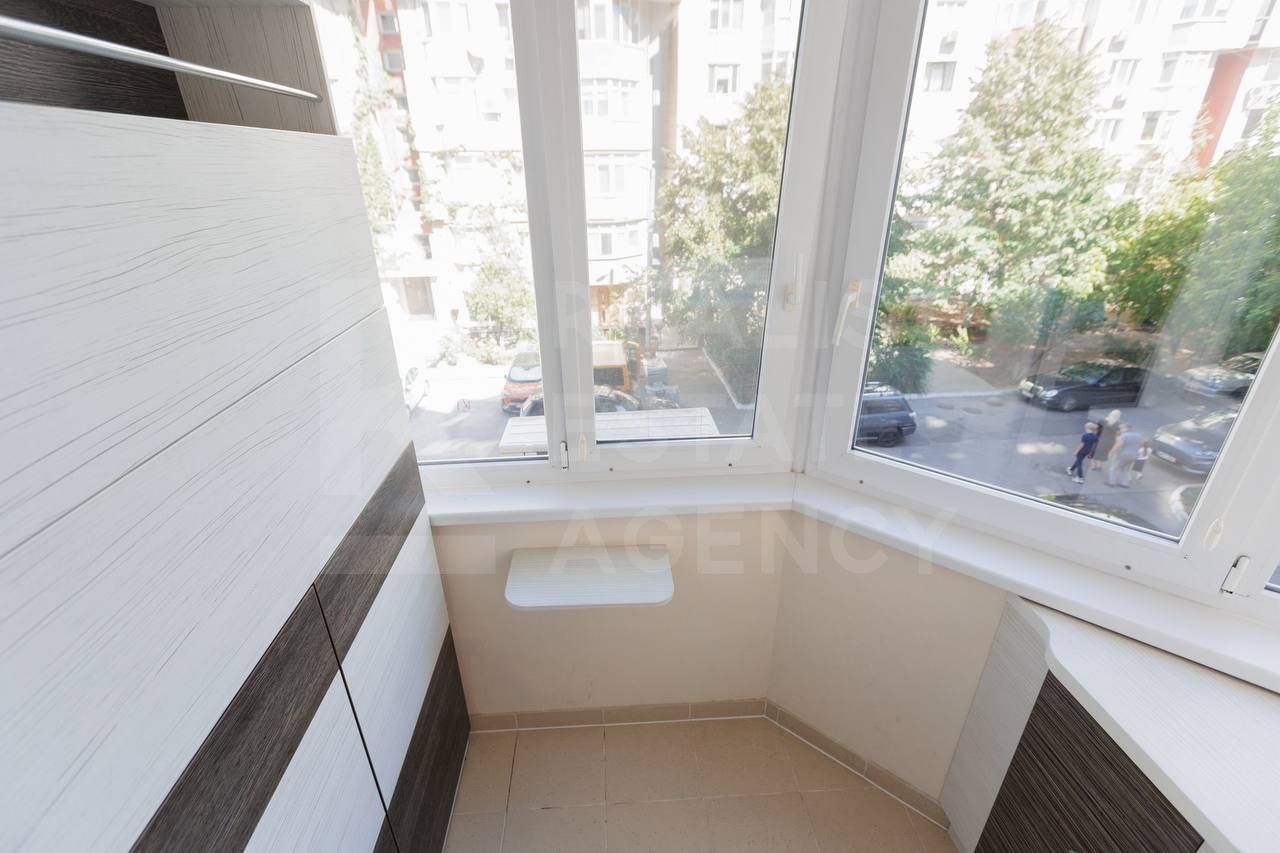 Chirie, apartament cu 4 camere, str. Petru Movilă, sectorul Centru - Poză 13